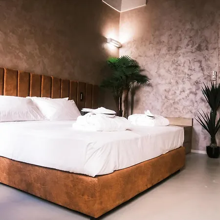 Relais Ena Maison d'hôtes *